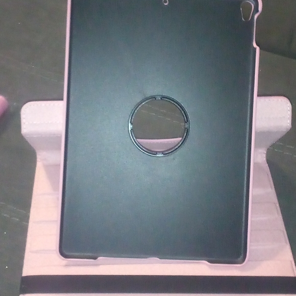 Ipad Air 3rd gen 10.5" - Picture 3 of 4